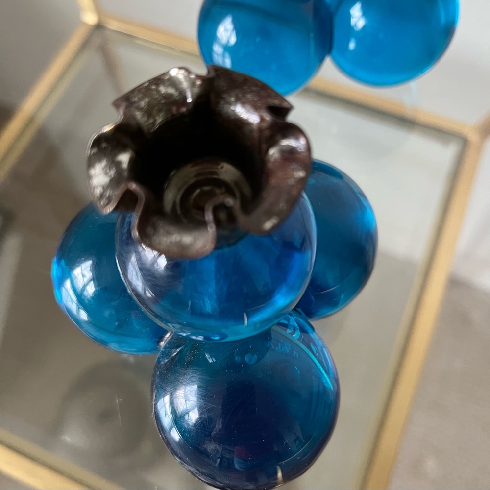Pair of Retro Vintage Blue Lucite Grape Candle Holders - Picture 5 of 15